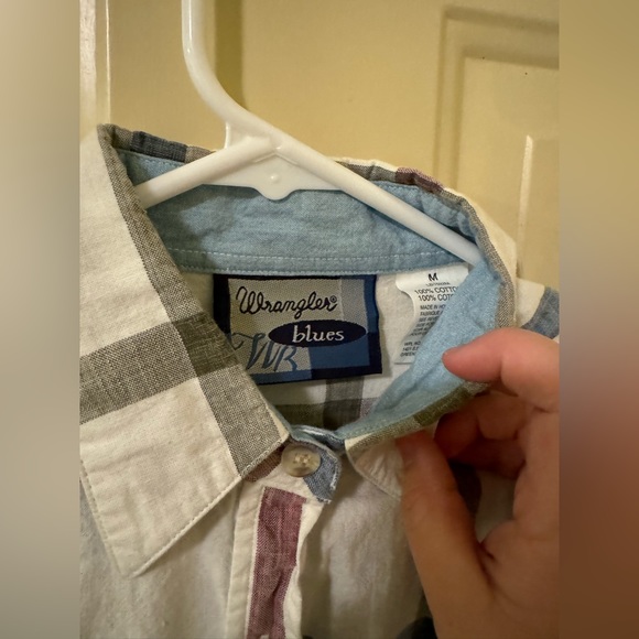 Wrangler Button Down - Picture 2 of 2